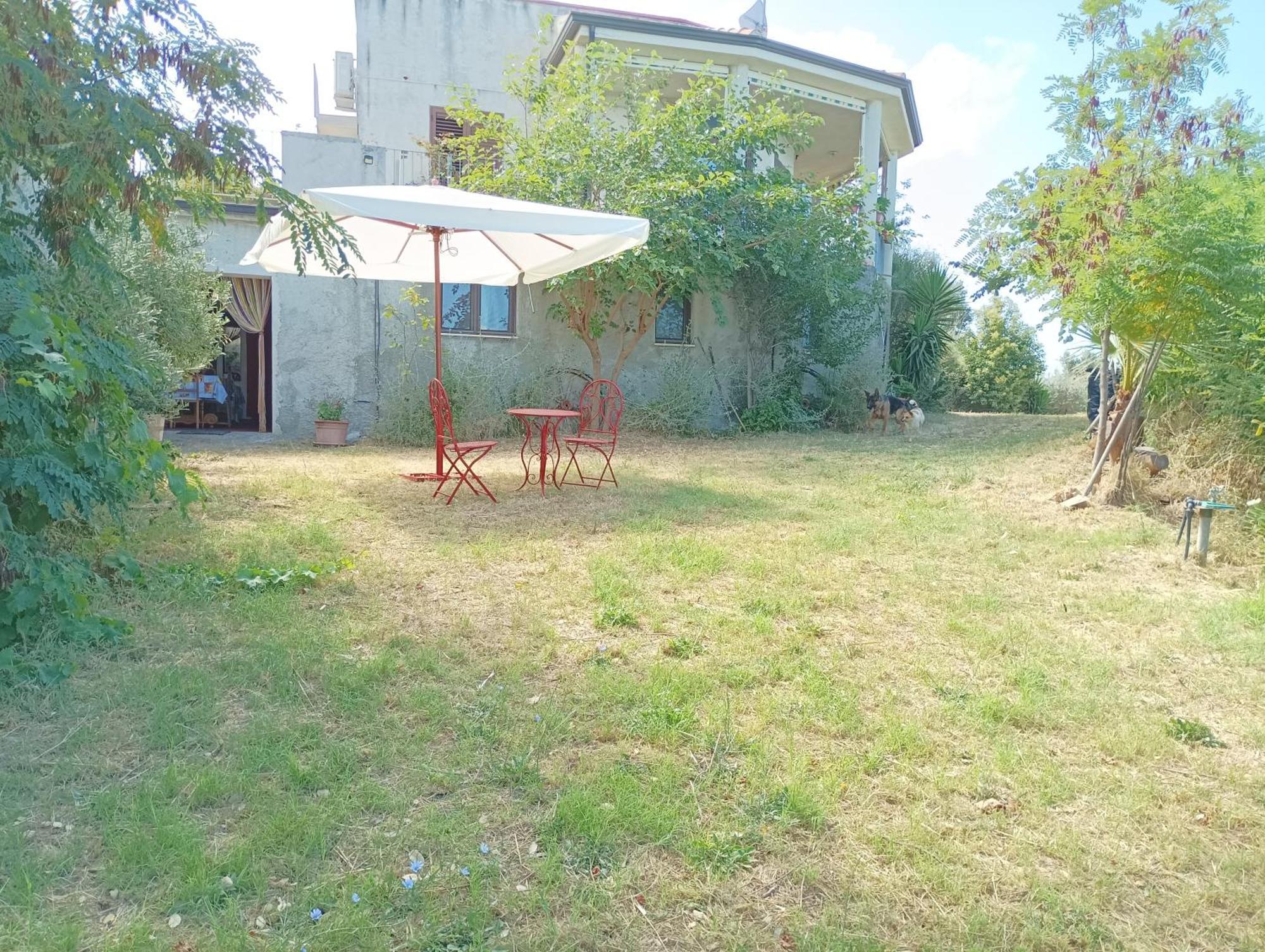 Palapico Hotel Bonifati Luaran gambar
